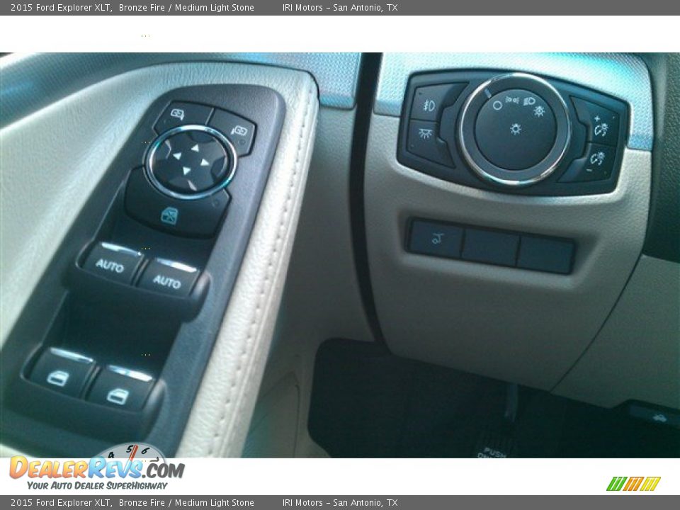 2015 Ford Explorer XLT Bronze Fire / Medium Light Stone Photo #20