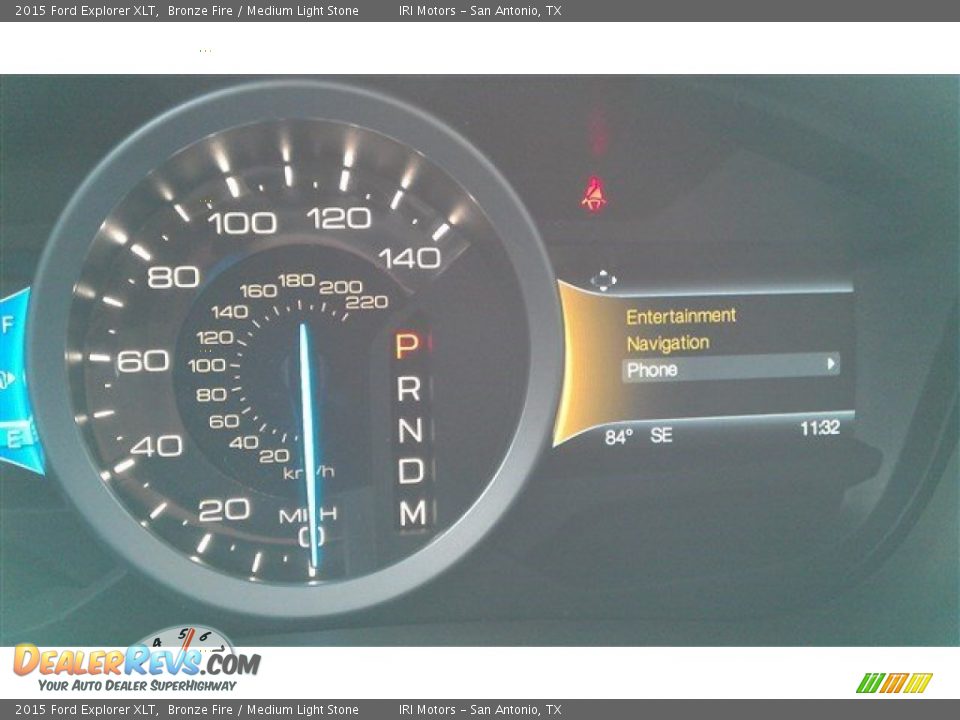 2015 Ford Explorer XLT Bronze Fire / Medium Light Stone Photo #25
