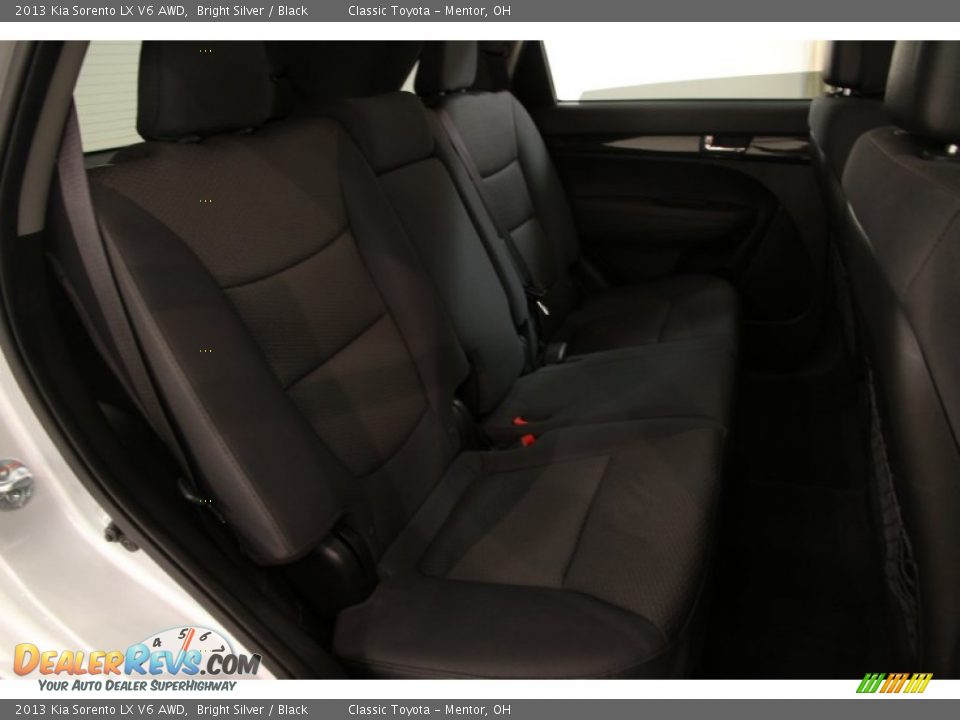 2013 Kia Sorento LX V6 AWD Bright Silver / Black Photo #11