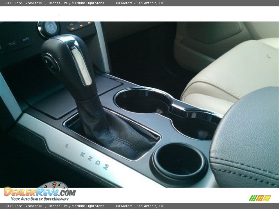 2015 Ford Explorer XLT Bronze Fire / Medium Light Stone Photo #30