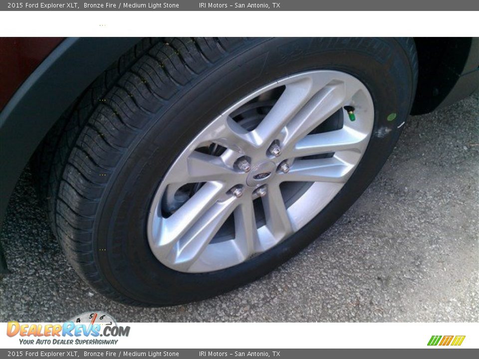 2015 Ford Explorer XLT Bronze Fire / Medium Light Stone Photo #36