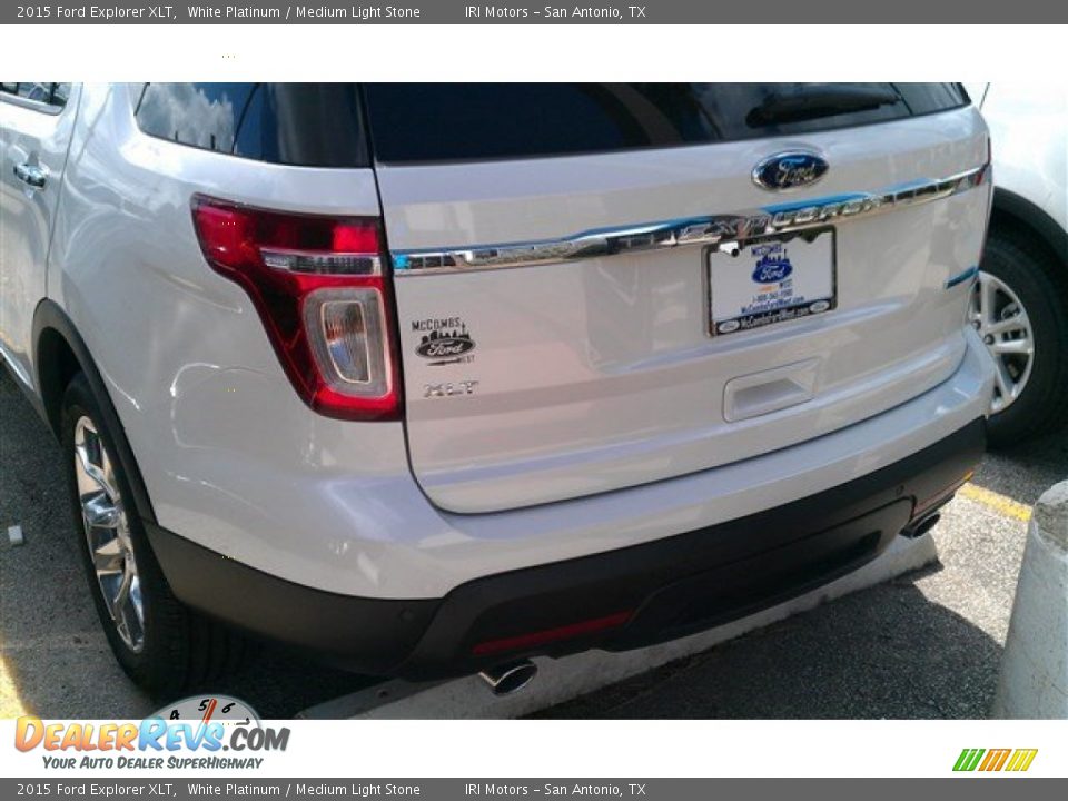 2015 Ford Explorer XLT White Platinum / Medium Light Stone Photo #5