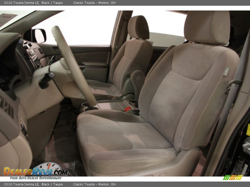 2010 Toyota Sienna LE Black / Taupe Photo #5