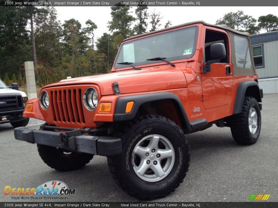 Front 3/4 View of 2006 Jeep Wrangler SE 4x4 Photo #1