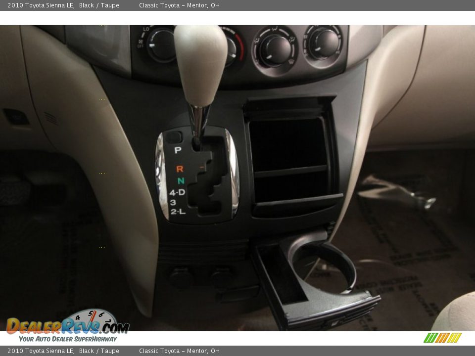 2010 Toyota Sienna LE Black / Taupe Photo #9