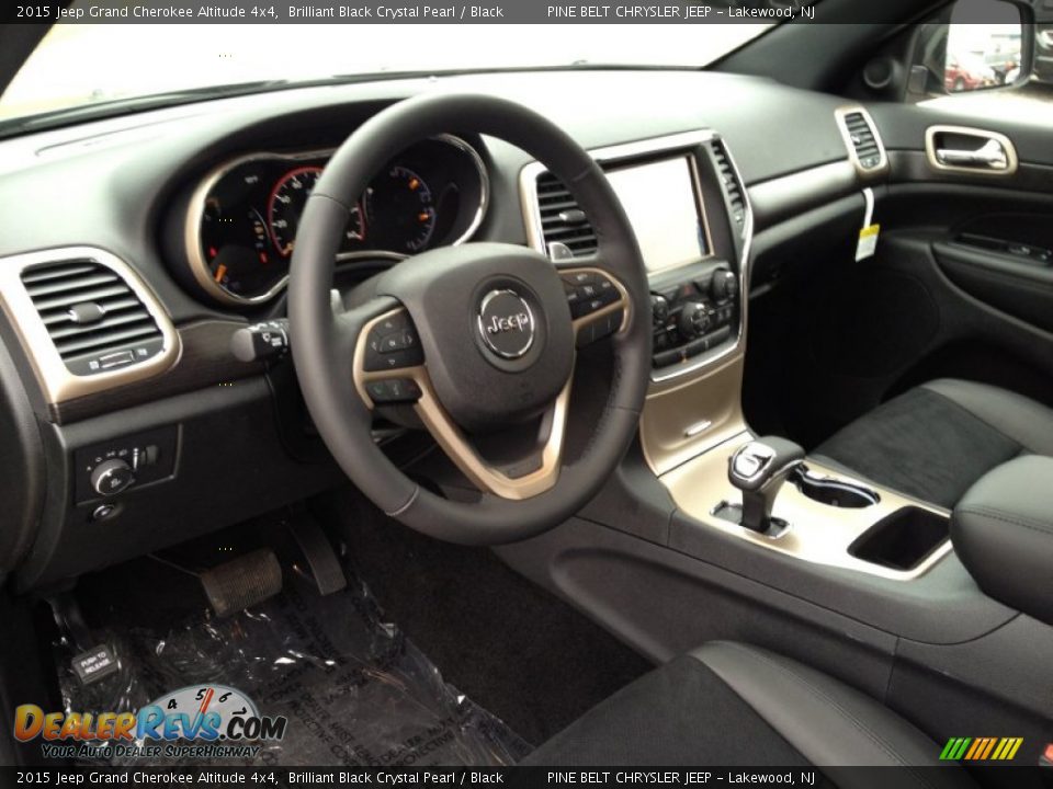 2015 Jeep Grand Cherokee Altitude 4x4 Brilliant Black Crystal Pearl / Black Photo #7