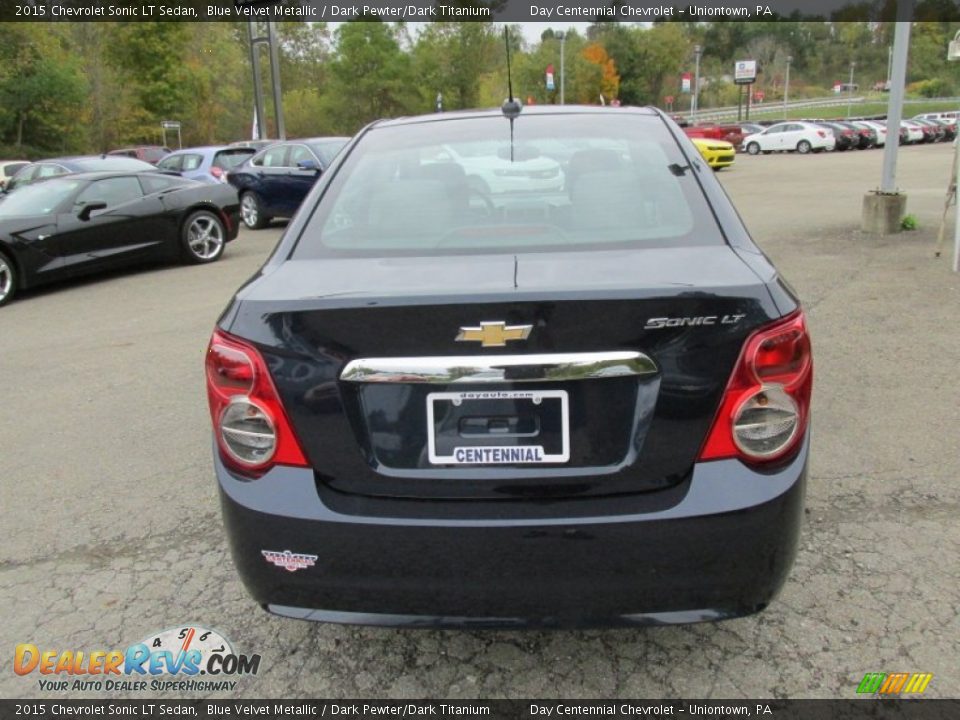 2015 Chevrolet Sonic LT Sedan Blue Velvet Metallic / Dark Pewter/Dark Titanium Photo #5