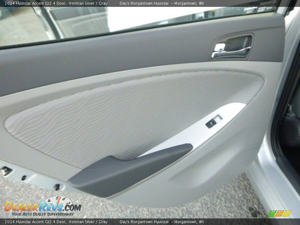 2014 Hyundai Accent GLS 4 Door Ironman Silver / Gray Photo #13