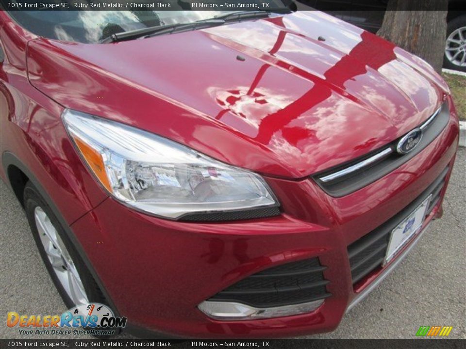 2015 Ford Escape SE Ruby Red Metallic / Charcoal Black Photo #7