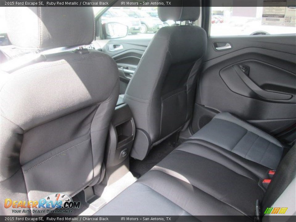2015 Ford Escape SE Ruby Red Metallic / Charcoal Black Photo #17