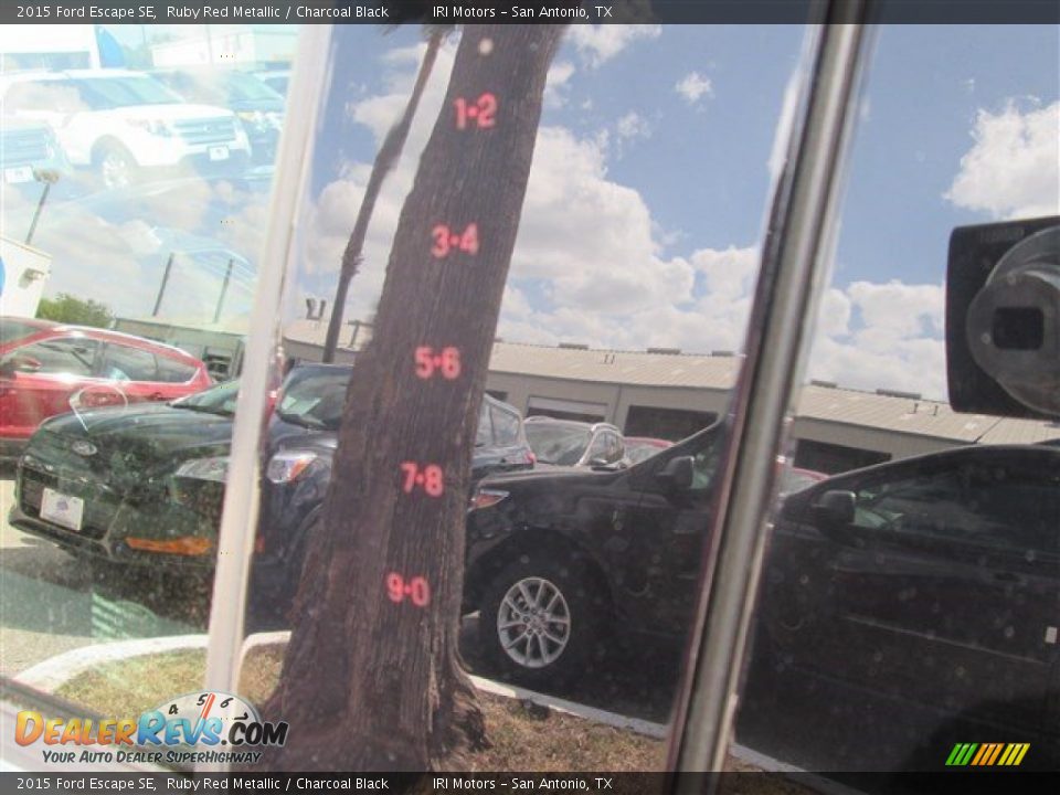 2015 Ford Escape SE Ruby Red Metallic / Charcoal Black Photo #18