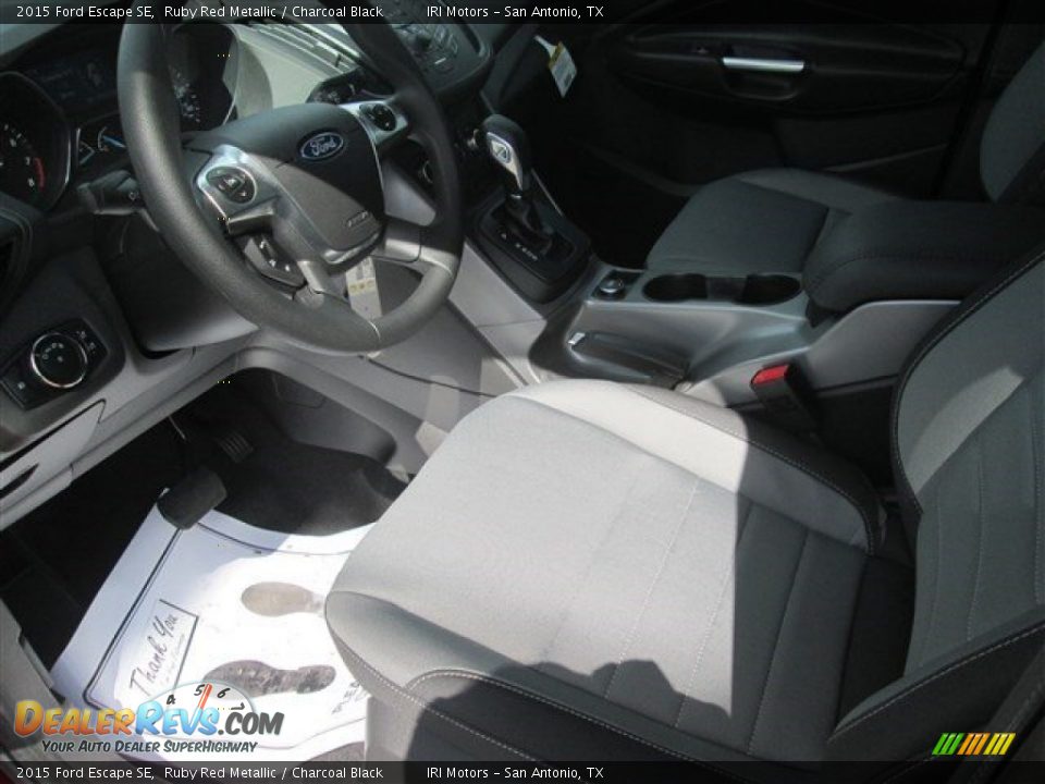 2015 Ford Escape SE Ruby Red Metallic / Charcoal Black Photo #24