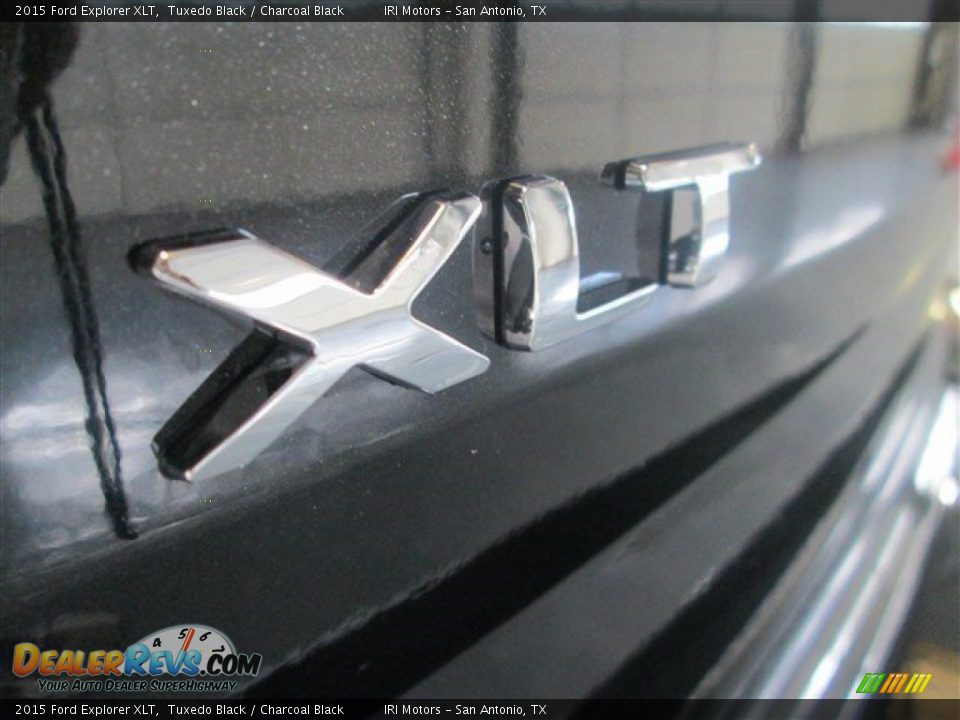 2015 Ford Explorer XLT Tuxedo Black / Charcoal Black Photo #6