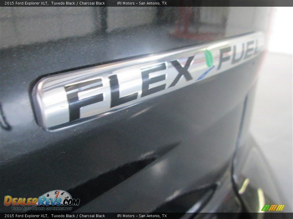 2015 Ford Explorer XLT Tuxedo Black / Charcoal Black Photo #7