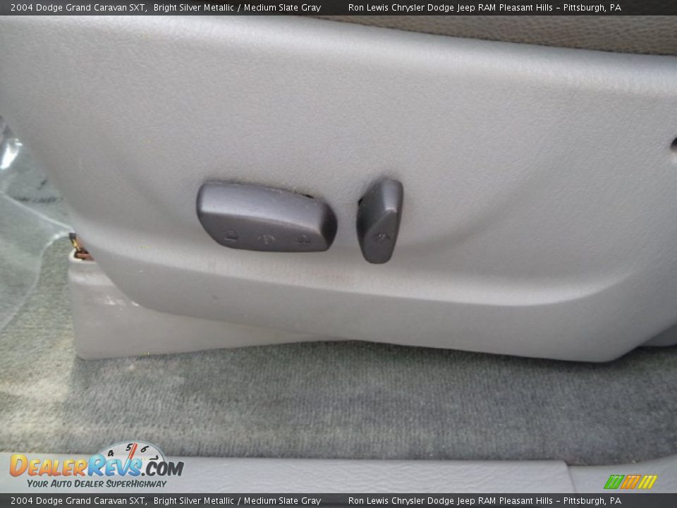 2004 Dodge Grand Caravan SXT Bright Silver Metallic / Medium Slate Gray Photo #15