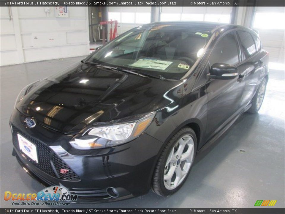 2014 Ford Focus ST Hatchback Tuxedo Black / ST Smoke Storm/Charcoal Black Recaro Sport Seats Photo #3