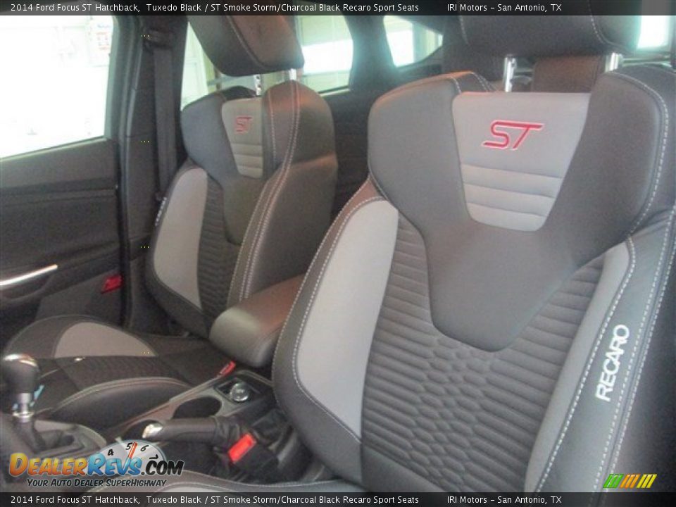 2014 Ford Focus ST Hatchback Tuxedo Black / ST Smoke Storm/Charcoal Black Recaro Sport Seats Photo #10