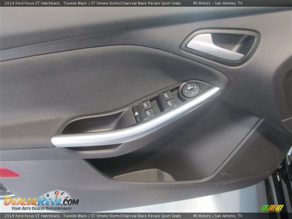 2014 Ford Focus ST Hatchback Tuxedo Black / ST Smoke Storm/Charcoal Black Recaro Sport Seats Photo #16