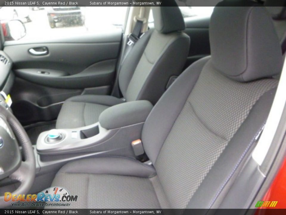 2015 Nissan LEAF S Cayenne Red / Black Photo #10