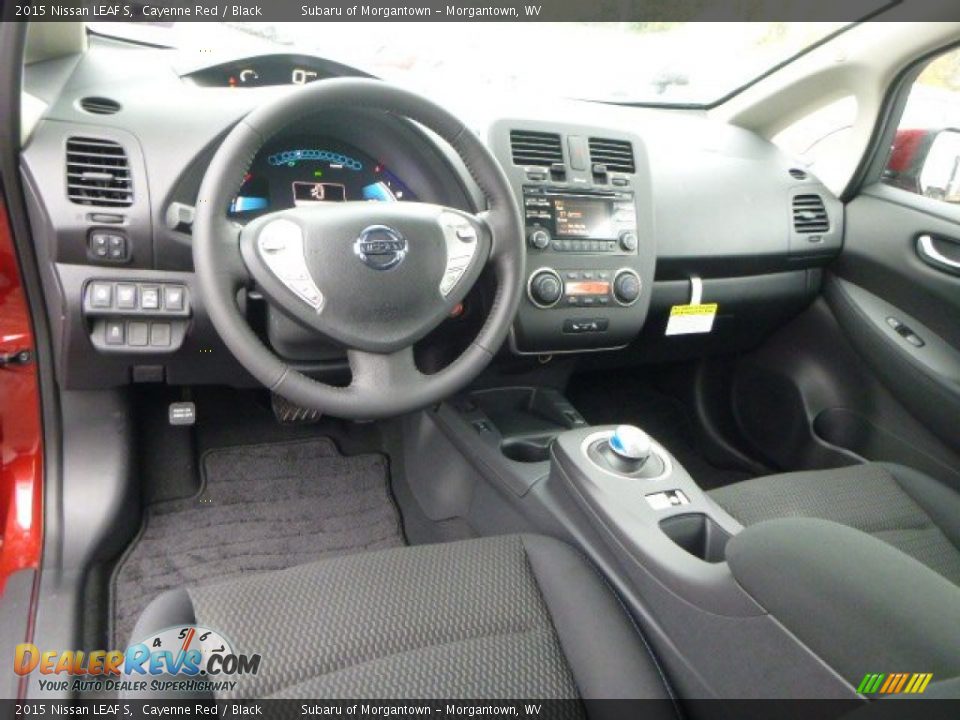 2015 Nissan LEAF S Cayenne Red / Black Photo #12