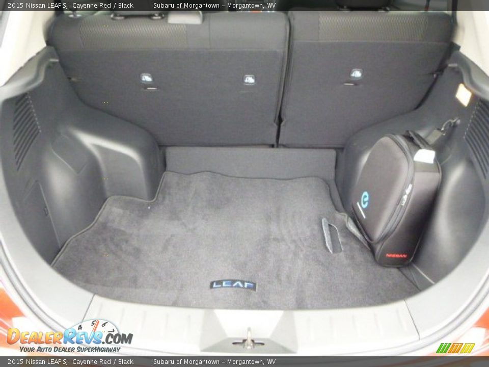 2015 Nissan LEAF S Cayenne Red / Black Photo #14