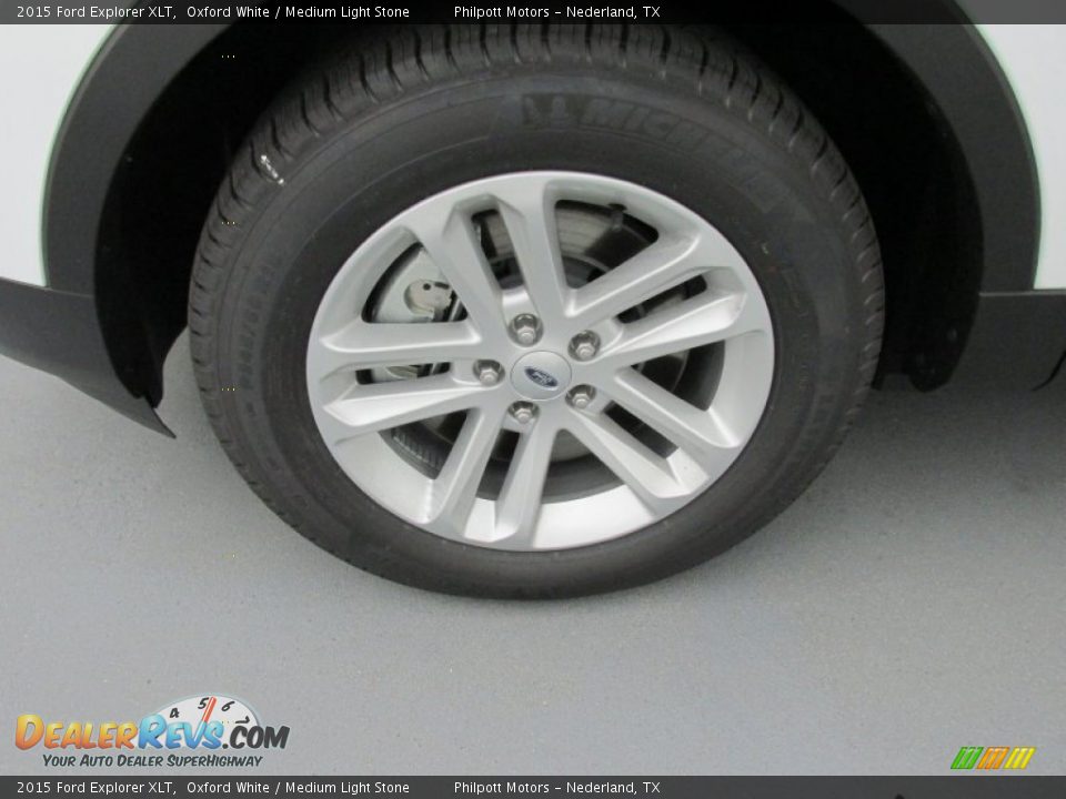 2015 Ford Explorer XLT Oxford White / Medium Light Stone Photo #11