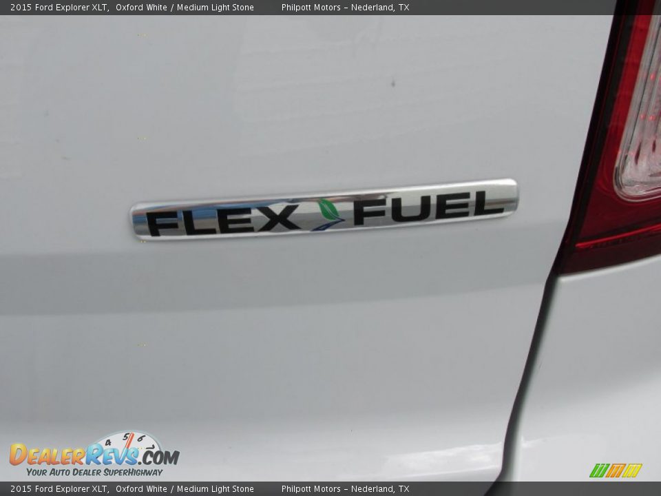 2015 Ford Explorer XLT Oxford White / Medium Light Stone Photo #15