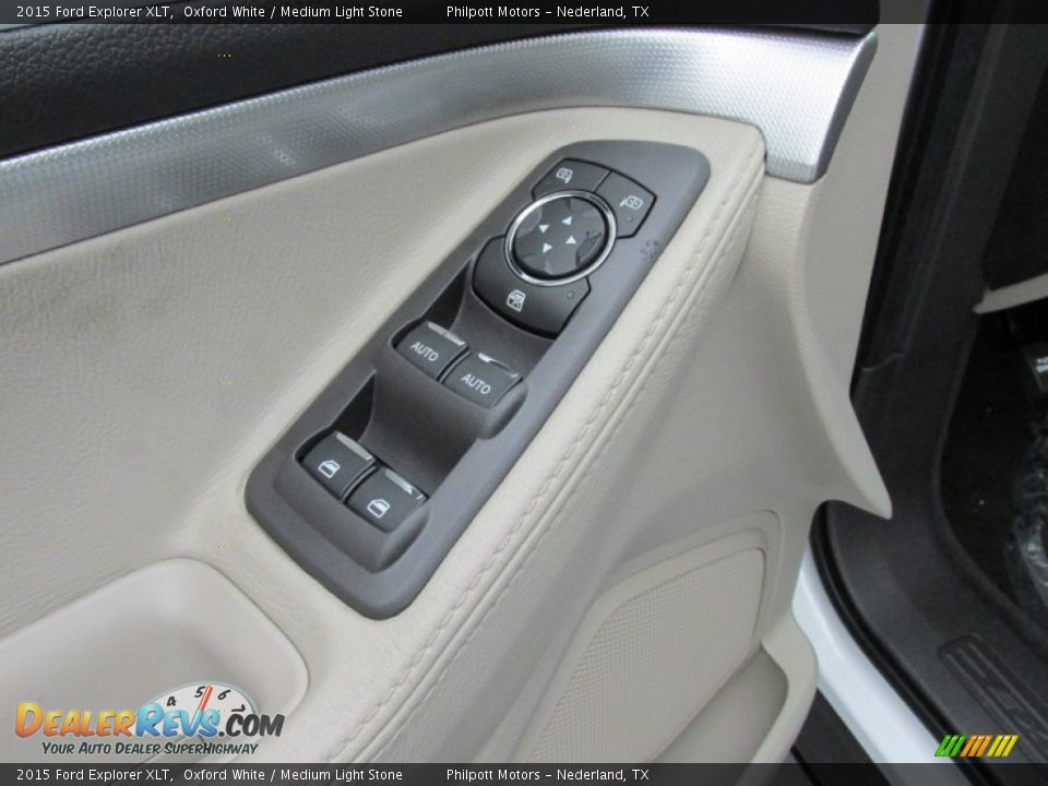 2015 Ford Explorer XLT Oxford White / Medium Light Stone Photo #25