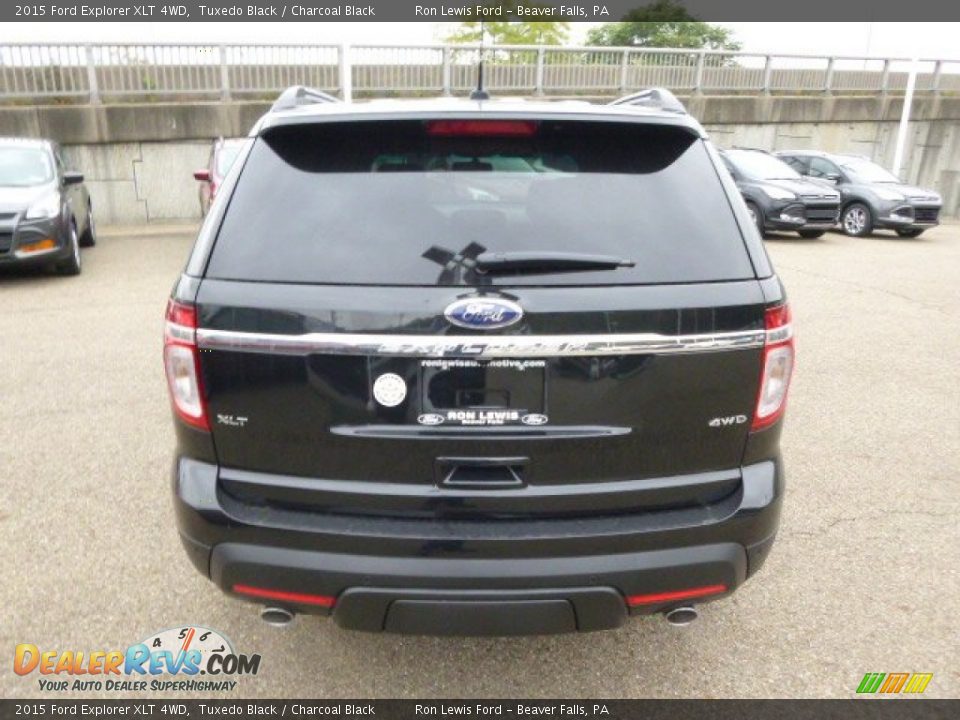 2015 Ford Explorer XLT 4WD Tuxedo Black / Charcoal Black Photo #7
