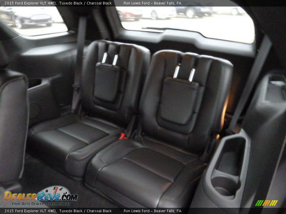 2015 Ford Explorer XLT 4WD Tuxedo Black / Charcoal Black Photo #12