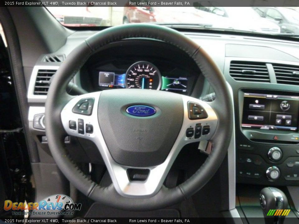 2015 Ford Explorer XLT 4WD Tuxedo Black / Charcoal Black Photo #19