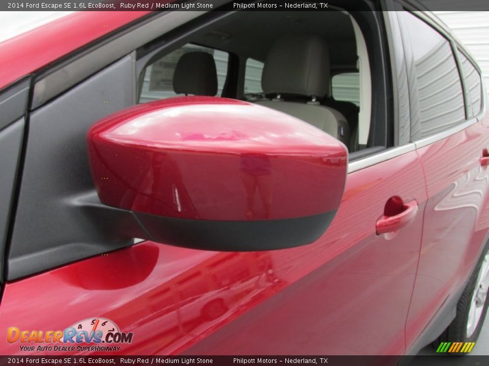 2014 Ford Escape SE 1.6L EcoBoost Ruby Red / Medium Light Stone Photo #12