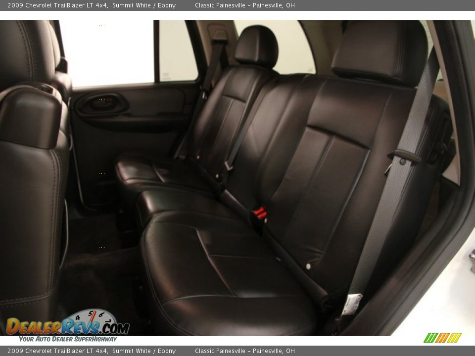 2009 Chevrolet TrailBlazer LT 4x4 Summit White / Ebony Photo #13