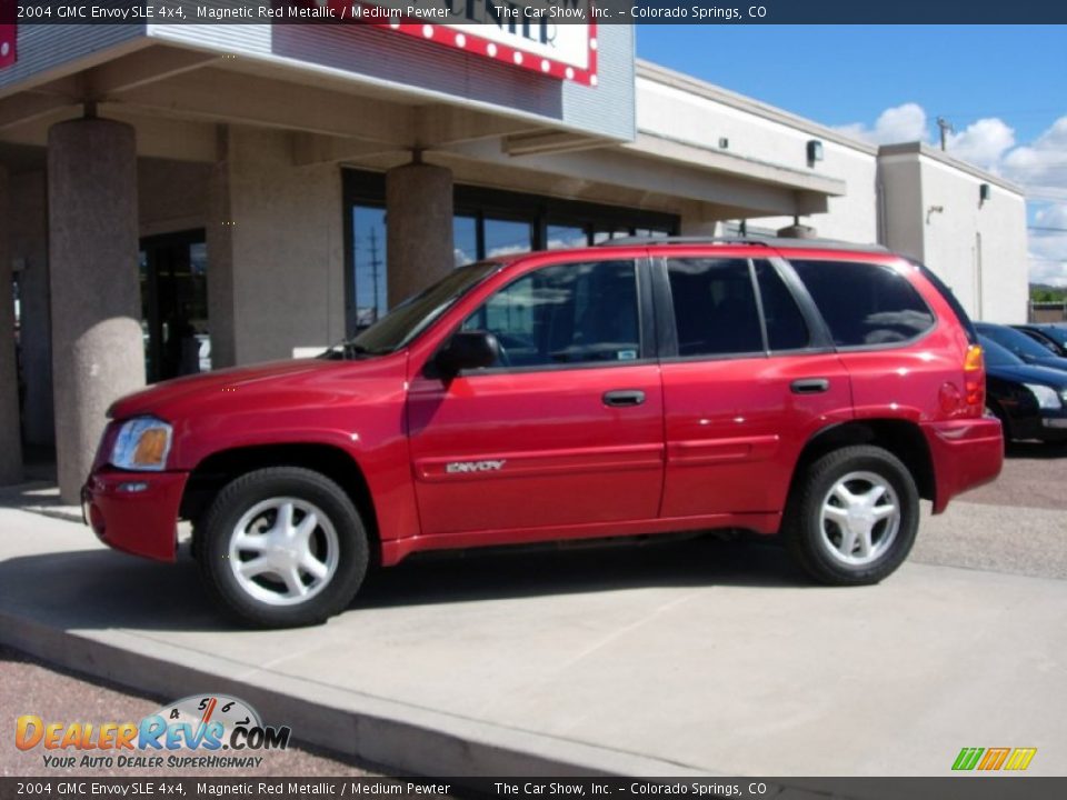 2004 GMC Envoy SLE 4x4 Magnetic Red Metallic / Medium Pewter Photo #2