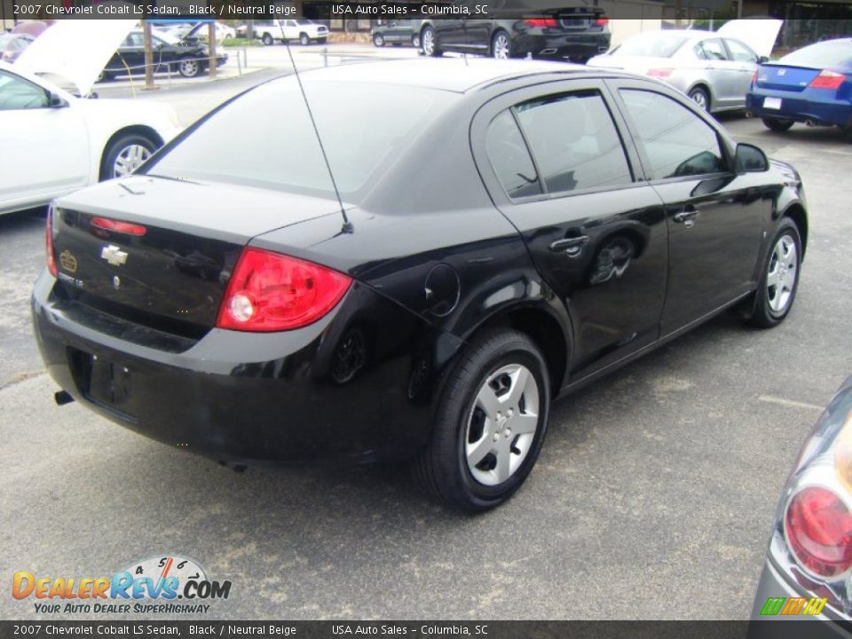 2007 Chevrolet Cobalt LS Sedan Black / Neutral Beige Photo #4