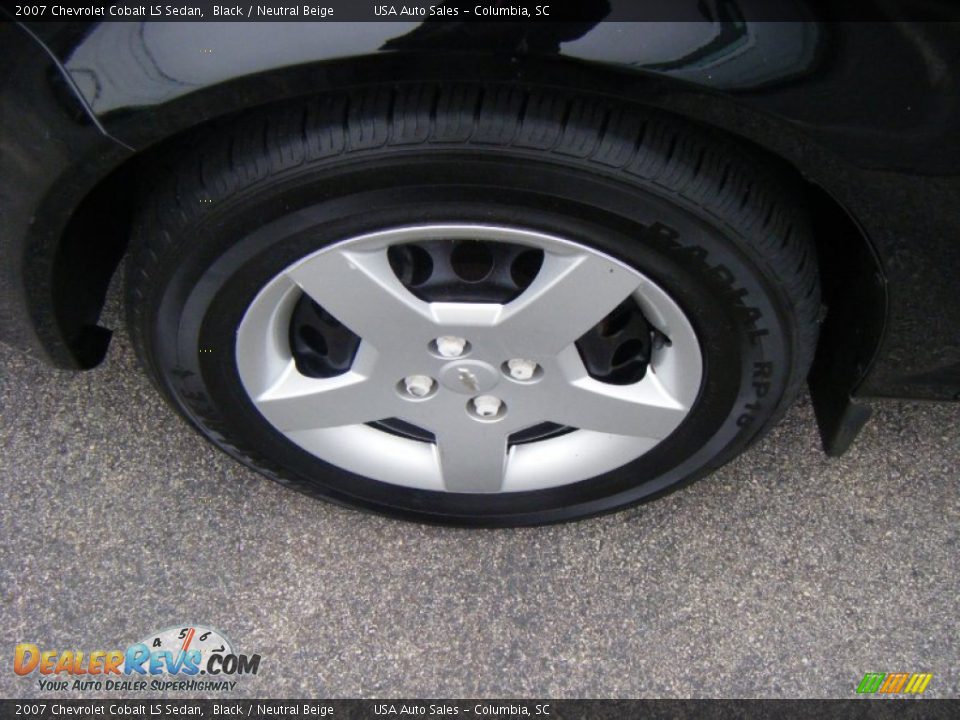 2007 Chevrolet Cobalt LS Sedan Black / Neutral Beige Photo #8