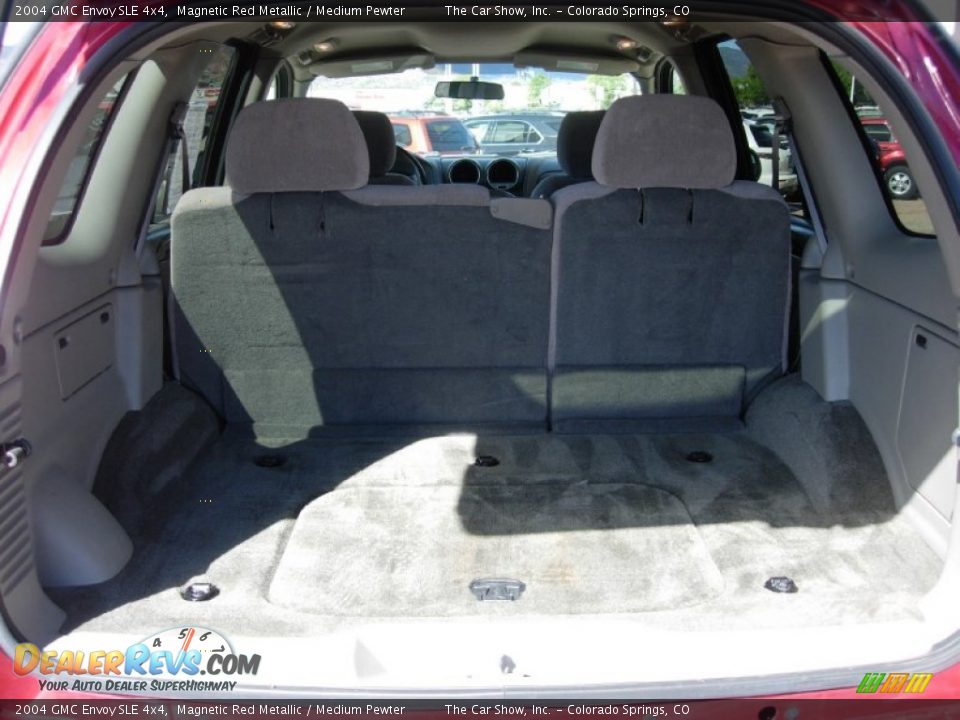 2004 GMC Envoy SLE 4x4 Magnetic Red Metallic / Medium Pewter Photo #12