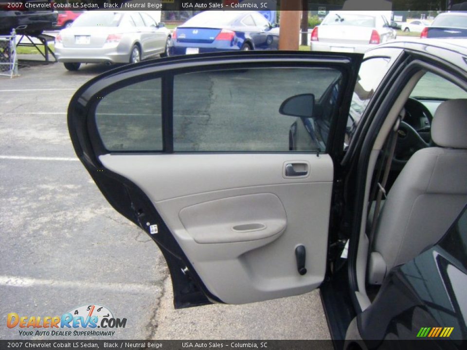 2007 Chevrolet Cobalt LS Sedan Black / Neutral Beige Photo #13