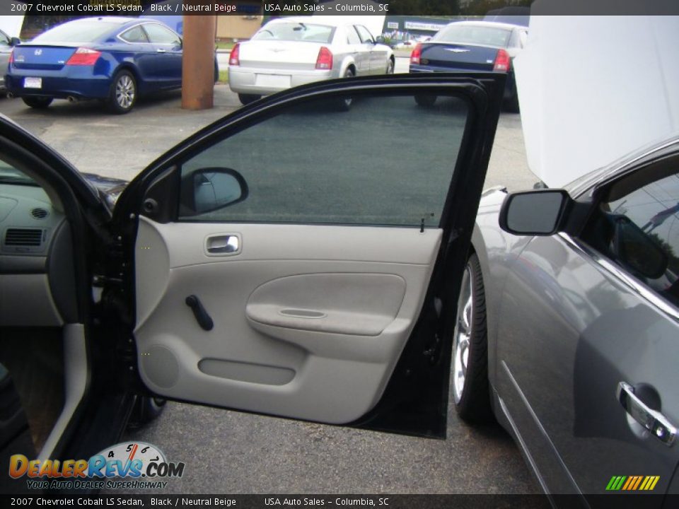 2007 Chevrolet Cobalt LS Sedan Black / Neutral Beige Photo #17