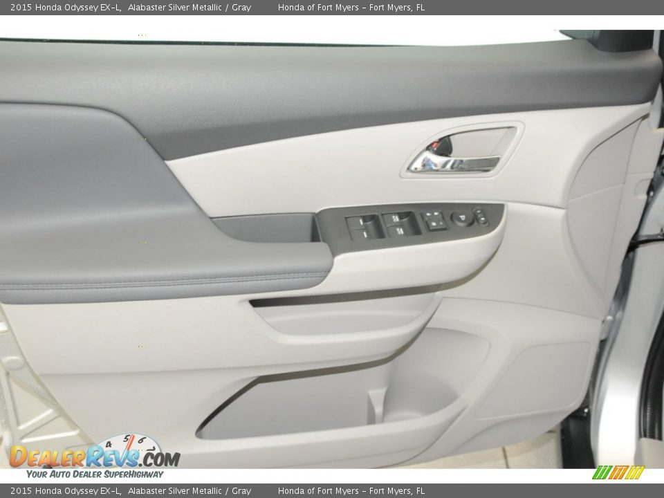 2015 Honda Odyssey EX-L Alabaster Silver Metallic / Gray Photo #12