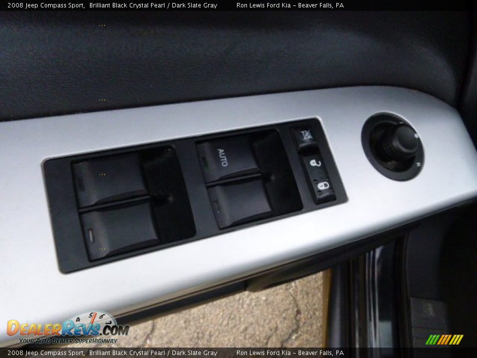 2008 Jeep Compass Sport Brilliant Black Crystal Pearl / Dark Slate Gray Photo #15