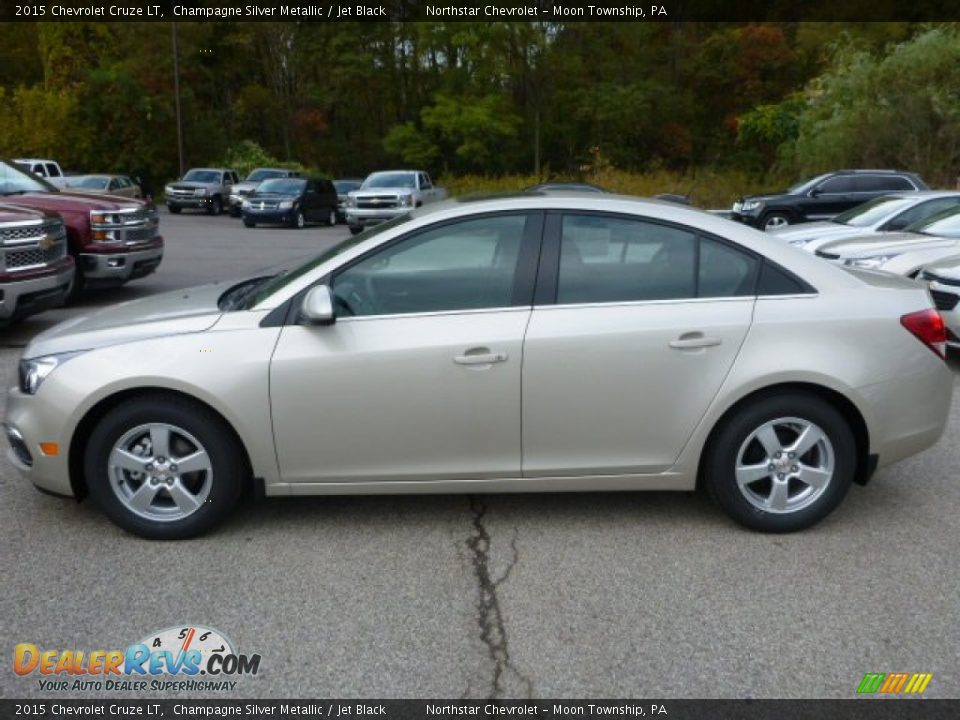 2015 Chevrolet Cruze LT Champagne Silver Metallic / Jet Black Photo #2