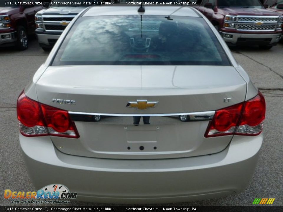 2015 Chevrolet Cruze LT Champagne Silver Metallic / Jet Black Photo #4