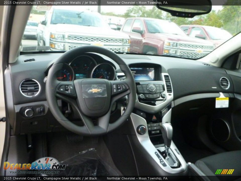 2015 Chevrolet Cruze LT Champagne Silver Metallic / Jet Black Photo #12