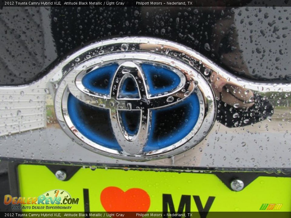 2012 Toyota Camry Hybrid XLE Attitude Black Metallic / Light Gray Photo #14