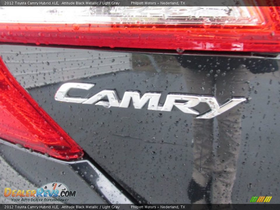 2012 Toyota Camry Hybrid XLE Attitude Black Metallic / Light Gray Photo #15