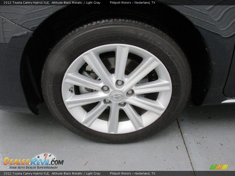 2012 Toyota Camry Hybrid XLE Attitude Black Metallic / Light Gray Photo #19