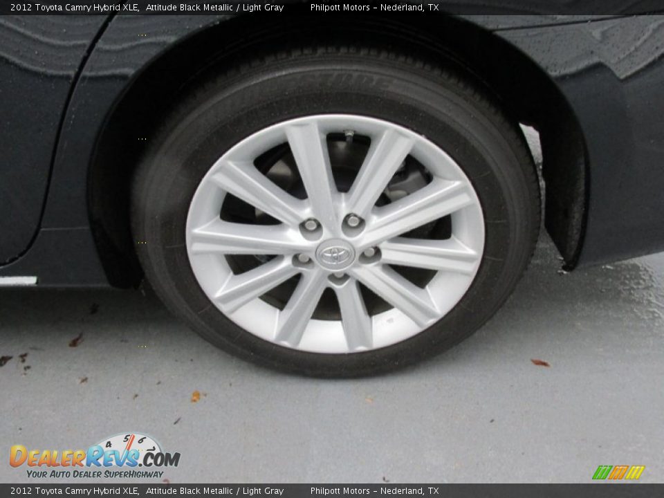 2012 Toyota Camry Hybrid XLE Attitude Black Metallic / Light Gray Photo #20