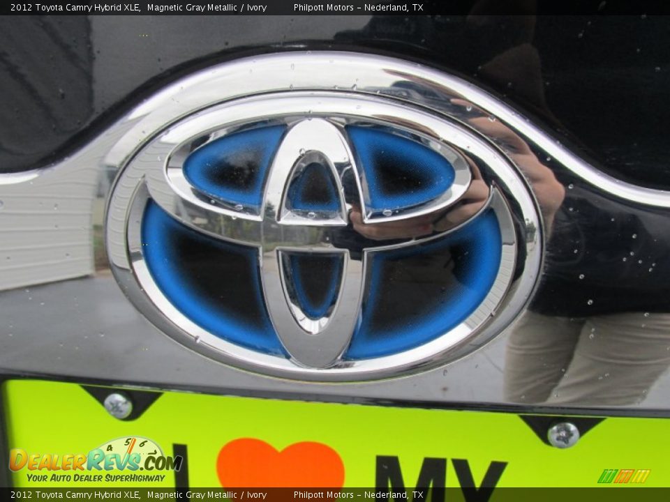 2012 Toyota Camry Hybrid XLE Magnetic Gray Metallic / Ivory Photo #14