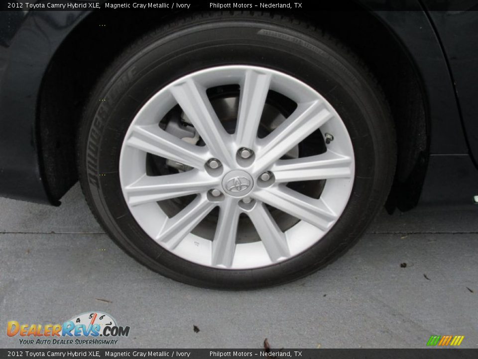 2012 Toyota Camry Hybrid XLE Magnetic Gray Metallic / Ivory Photo #18